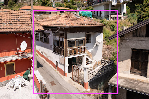 Quarna Sotto - Casa con Corte e Giardino